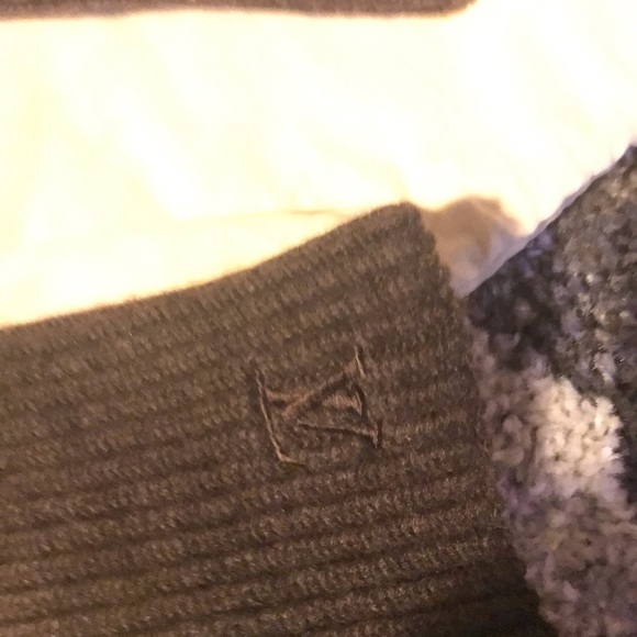 Price drop! Authentic LV shoe - Picture 6 of 8